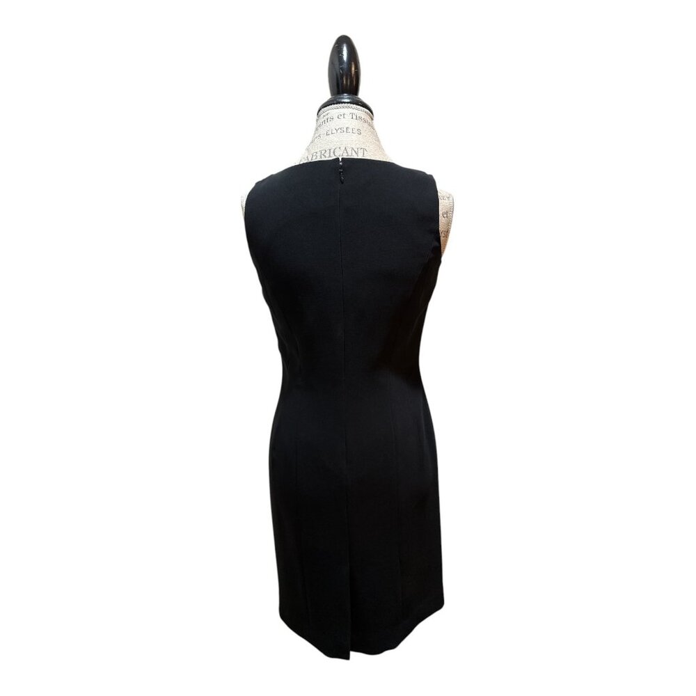 Petite Sophisticate Size 4P Black Sleeveless Round Neck Lined Sheath Dress - Picture 3 of 10